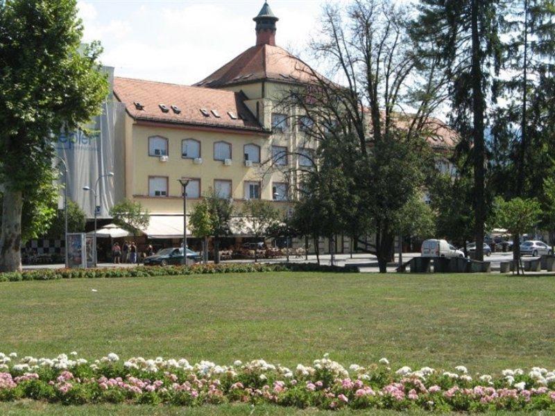 Hotel Zepter Palace Banja Luka Esterno foto